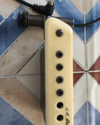 Pickup per chitarra acustica