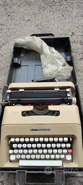 Macchina da scrivere Olivetti lettera 35