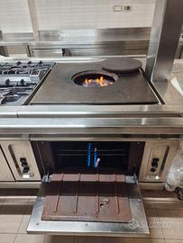 Piastra liscia a gas Gpl con forno passante