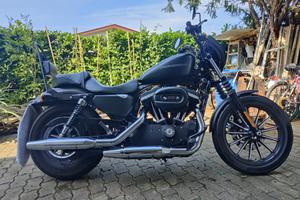 Harley Davidson 883 iron 2011