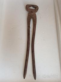 TENAGLIA da Maniscalco 