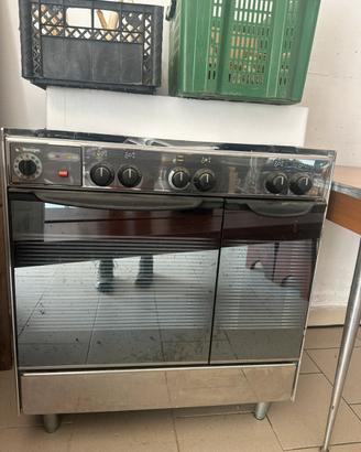Stufa con due forni