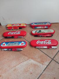 set astucci con penne Coca Cola