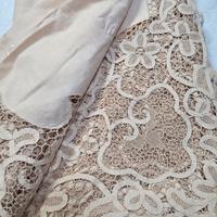 copriletto in pizzo di Burano ricamato a mano