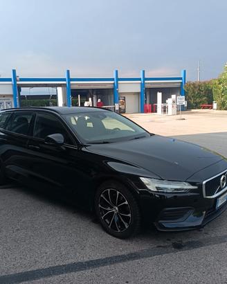 Volvo V60 D3 Geartronic Business Plus 2019.