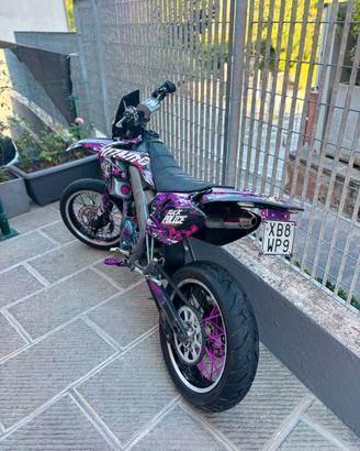 HM 50