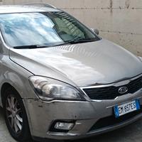 Kia Statio Wagon 1600 diesel anno 2012
