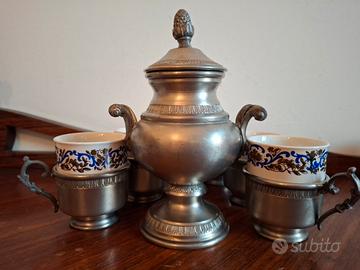 Servizio da caffè in peltro e ceramica