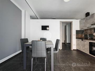 2 LOCALI A MANFREDONIA