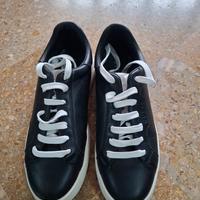 Scarpe Guess numero 40 come nuove