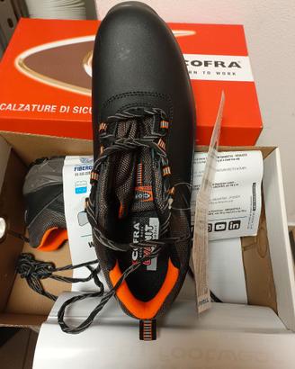 Scarpe antinfortunistiche estive e invernali