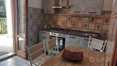 A labaro 110 mq con 120 mq di terrazzo