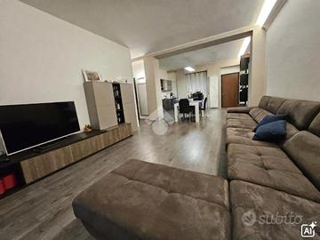 3 LOCALI A BARLASSINA