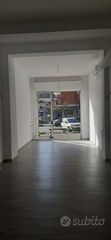 Locale commerciale ristrutturato