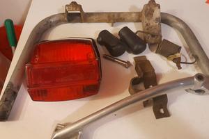 vespa cavalletto pedivella fanale posteriore