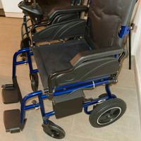 Carrozzina elettrica pieghevole invalidi