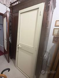 Porta in alluminio