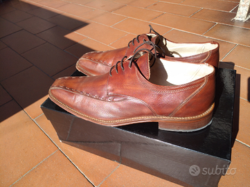 Scarpe eleganti in pelle marrone da uomo