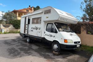 Camper Rimor con motore Ford