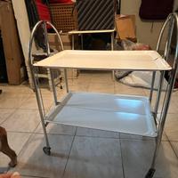 Carrello pieghevole portavivande