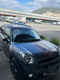 Mini Countryman park lane 2016