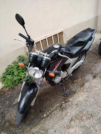 Yamaha ybr 250