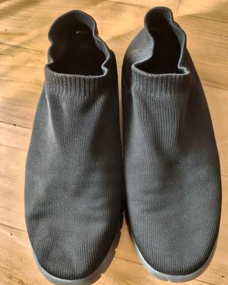 Scarpe sneaker a calzino nere slip-on n. 43