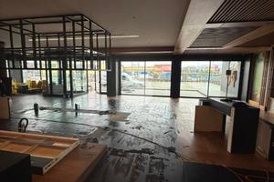 NEGOZIO A ALBANO SANT'ALESSANDRO