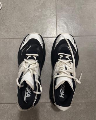 HOKA Speedgoat 7 Black&White Taglia 44 2/3