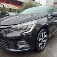 RENAULT Clio Blue dCi 100 CV Evolution AUTOCARRO