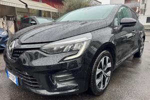 RENAULT Clio Blue dCi 100 CV Evolution AUTOCARRO