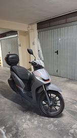 scooter peugeot 200