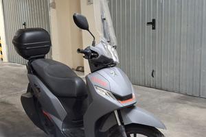 scooter peugeot 200
