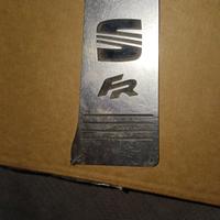 Poggiapiedi  antiscivolo seat fr