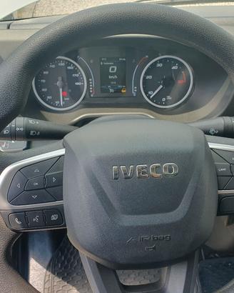 iveco daily con gru bonfiglioli nuovo 