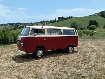 Volkswagen T2A (Prima serie frecce basse) - 1970