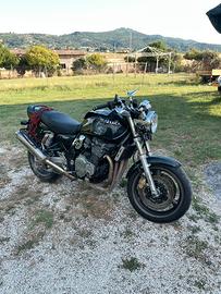 Suzuki GSX 1200 2001