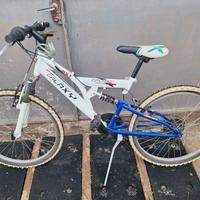Mountain bike 26" cambio shimano