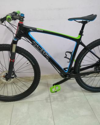 bici in carbonio