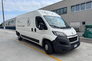 Furgone peugeot boxer diesel passo lungo kart