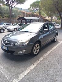 Opel Astra 1.7 2011
