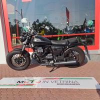 Moto Guzzi V9 Bobber - 2022