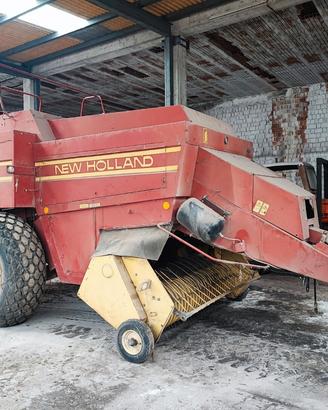 Pressa quadra New Holland 2000 - 120x90