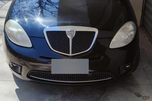 Lancia Y 1400 diesel nera.