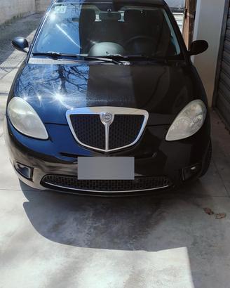 Lancia Y 1300 diesel nera.