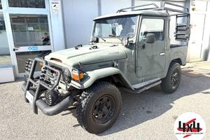 TOYOTA Land Cruiser BJ40 3.0 Diesel Pick-Up 4 Wh