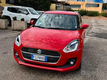 " UNA CHICCA " Suzuki Swift 1.2 Hybrid / GPL