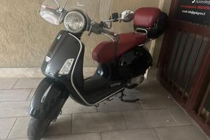 Piaggio Vespa 250 GTS