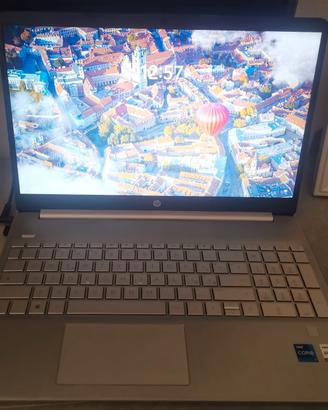 PC HP Laptop 15s - fq5065nl