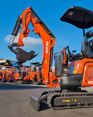 Miniescavatore 13 Qli motore Kubota, carro allarga